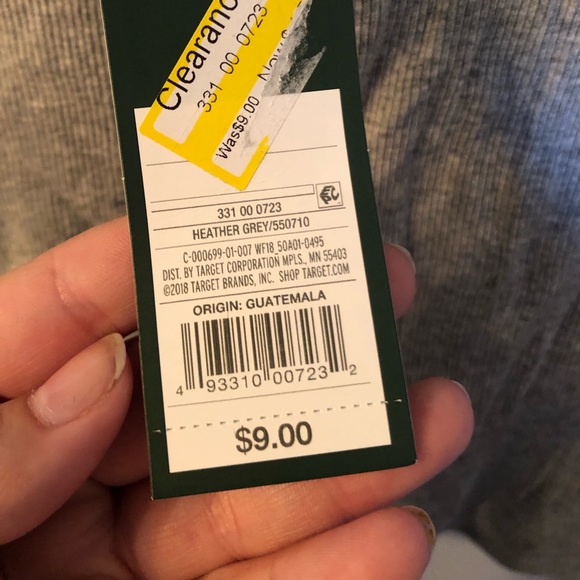 NWT Gray Target Crop Top - Picture 3 of 3